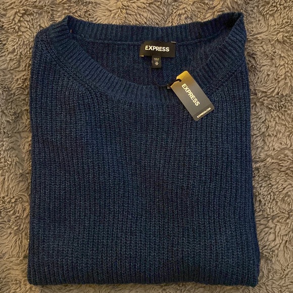 Express Sweater - Picture 1 of 5